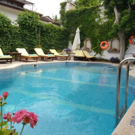 Apartment Dream House - Included! No Hidden Costs, Vip Trans-fer Bookable *